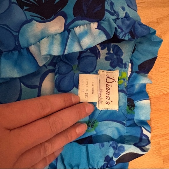 Vintage 1970's Made In Hawaii Floral Print Tropical Shirt Sz 16 Blue Ruffle - Picture 4 of 4